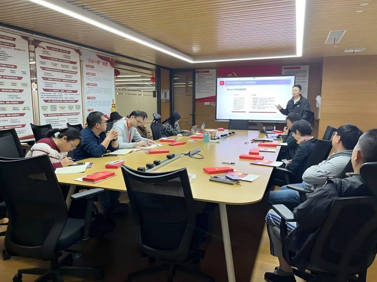 南象科技走進華信咨詢設計院， 共話配電柜內(nèi)電氣安全防護